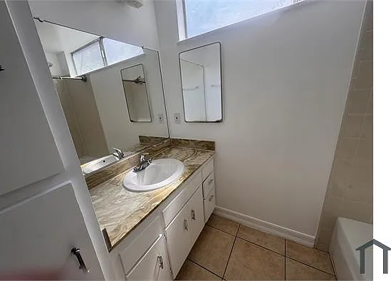 2108 E Avenue Q6 — Photo 13