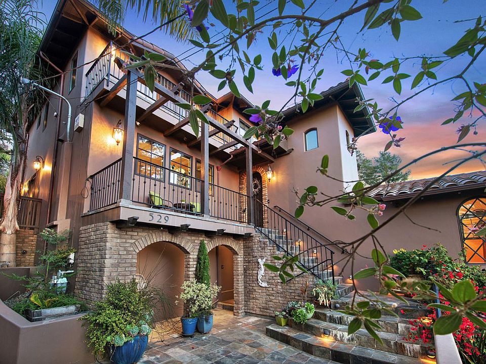 1st image of 529 Santa Marguarita Dr