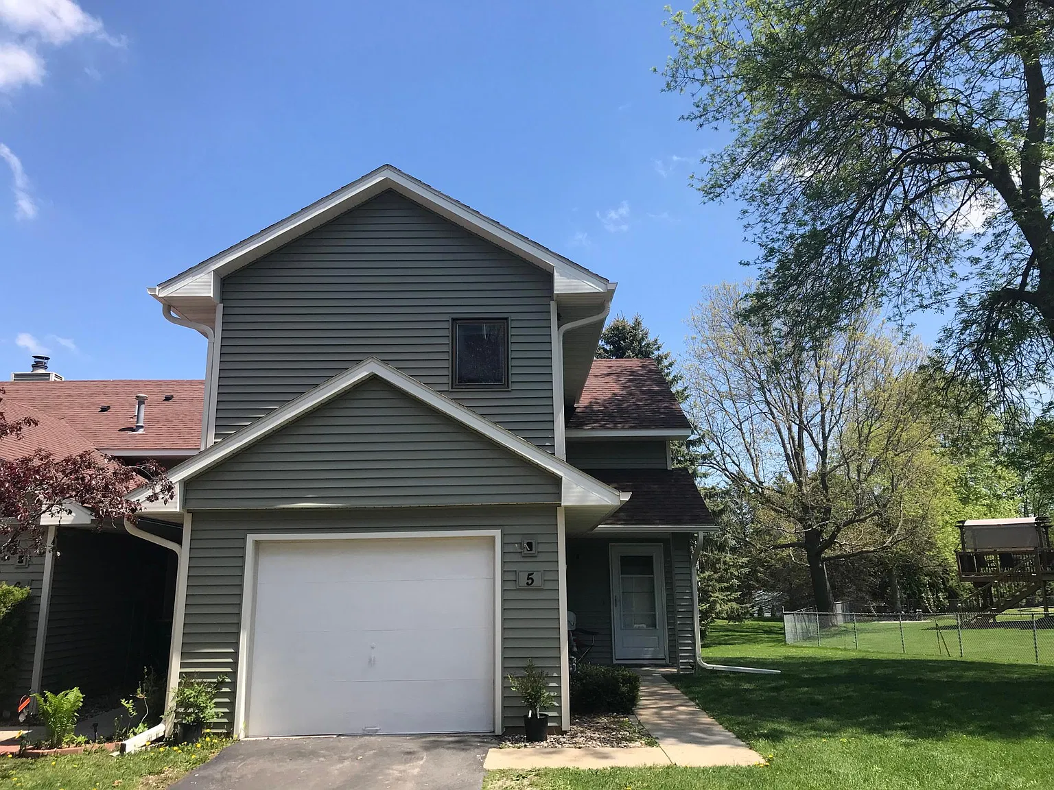 5 Elton Ridge Ct NW — Photo 2