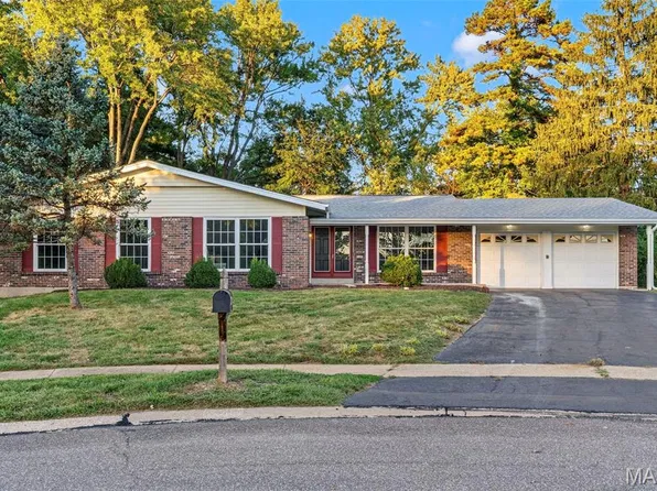 12363 Merrick Dr, Saint Louis, MO 63146