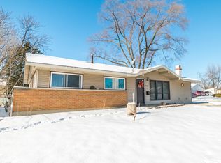 730 Delta Ave, Romeoville, IL 60446