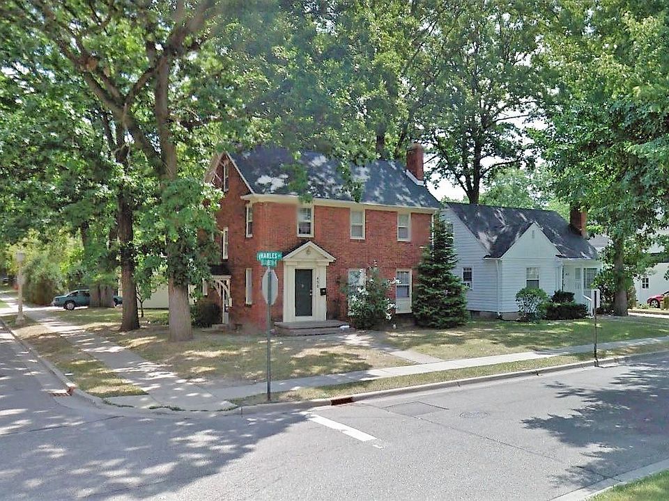 1st image of 450 Charles St