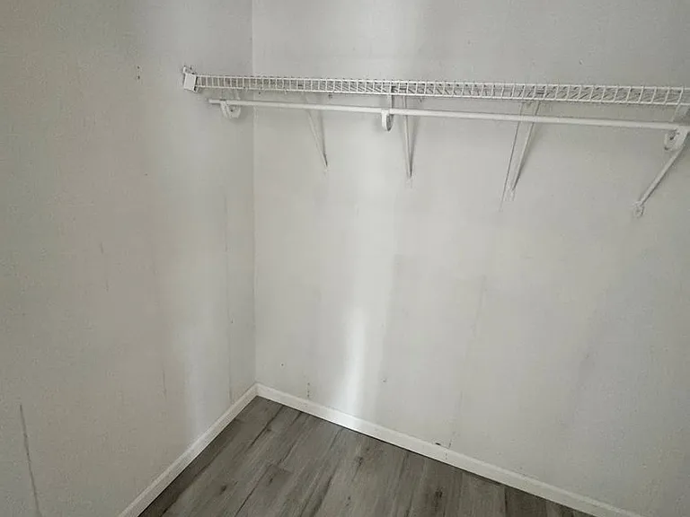 105 S Claxton Ave — Photo 3