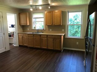 57 Thompson St APT 1, Raritan, NJ 08869