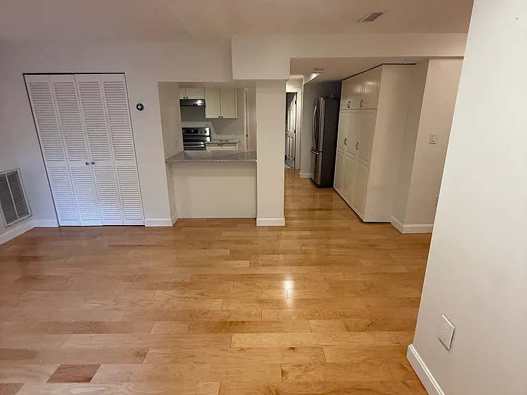 97 Sewall Ave #5 — Photo 6