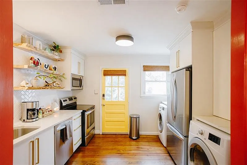 2 bed, 675 sqft, $2,650 — Photo 3