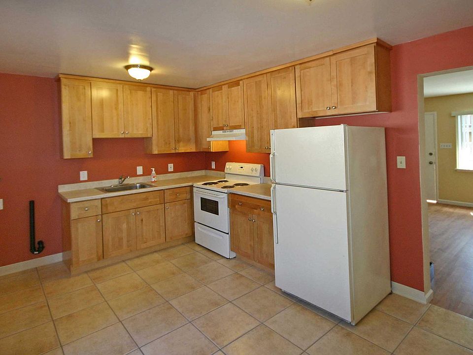1st image of 5021 Barrett Ave #5021