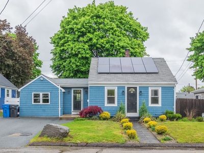 45 America St, Cranston, RI, 02920