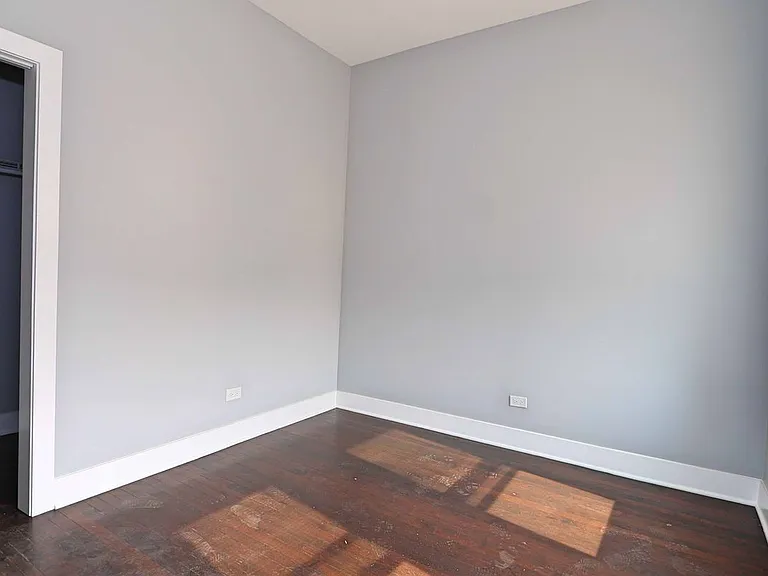 2858 S Saint Louis Ave #3 — Photo 11