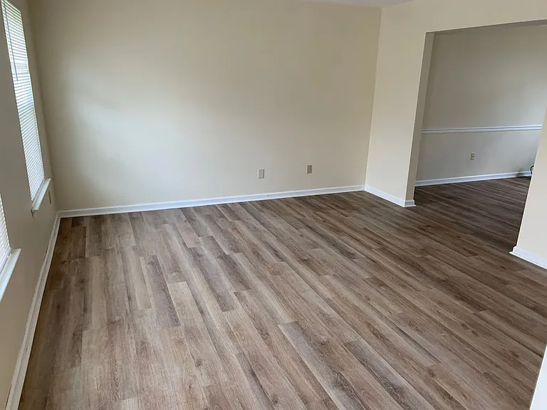 4941 Cliffony Dr — Photo 6