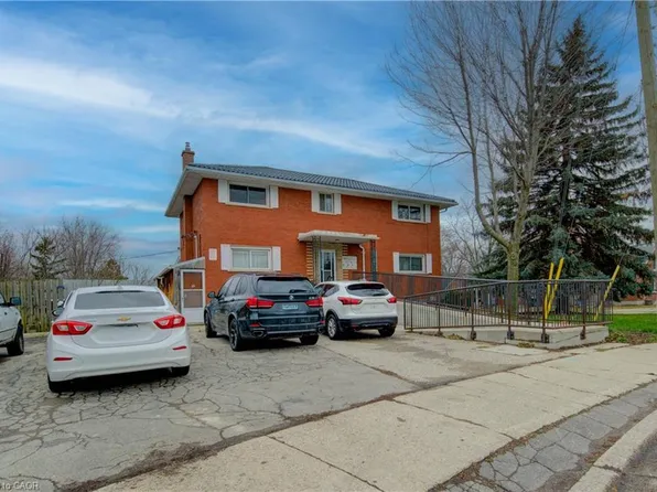 27 Margaret Ave N, Waterloo, ON N2J 3P2