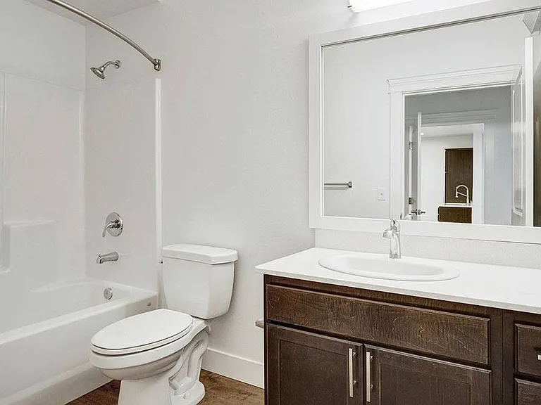 Toscana Apartment Homes — Photo 8