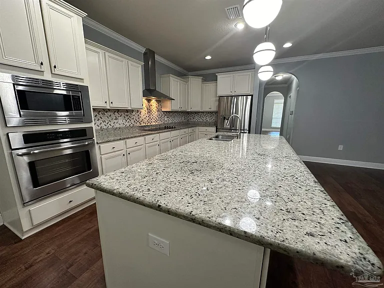 5936 Willesby Dr — Photo 12