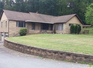 40 Franklin Town Rd, Spruce Pine, NC 28777