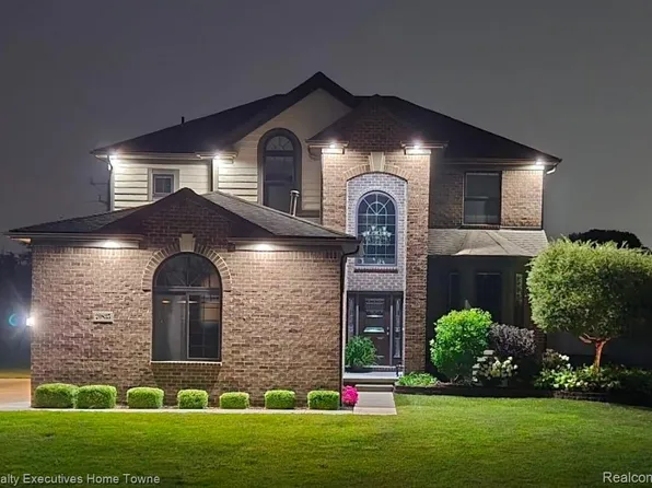 20835 S Miles St, Clinton Township, MI 48036