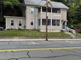 229 Main St, Monson, MA 01057
