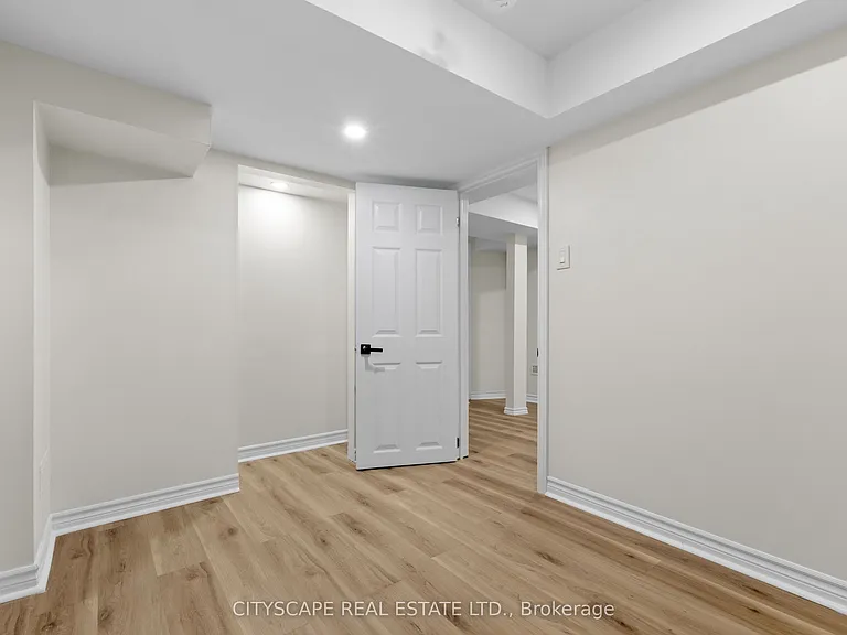 3409 McDowell Dr — Photo 40