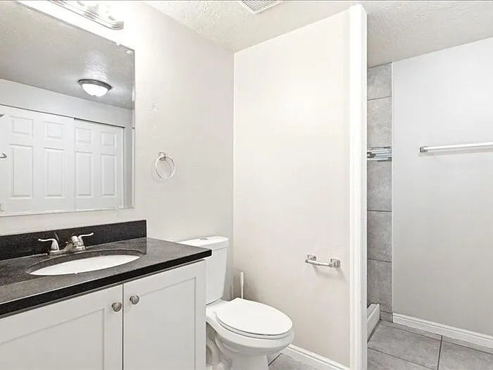 1026 S Montgomery St — Photo 10