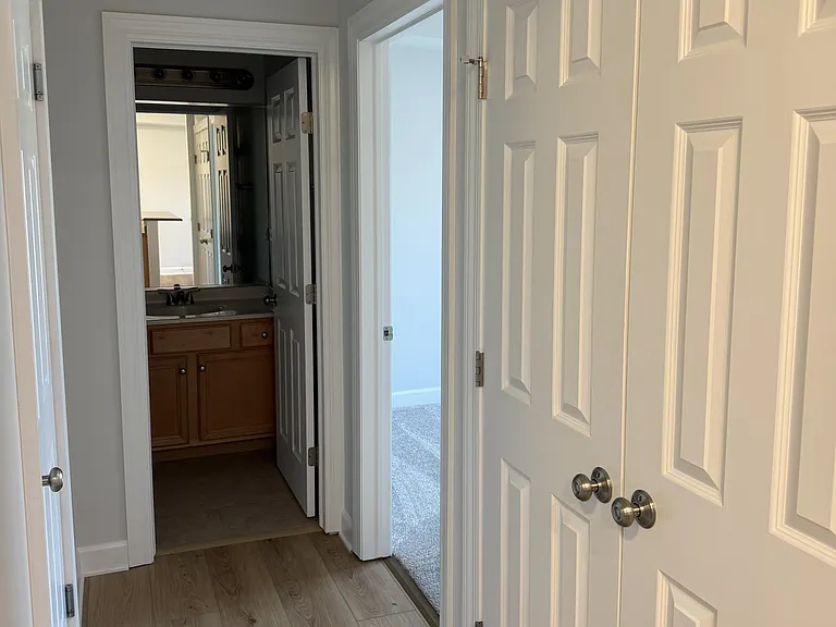 206 W Main St #3A — Photo 8