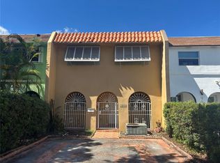 7090 W 2nd Ct, Hialeah, FL 33014