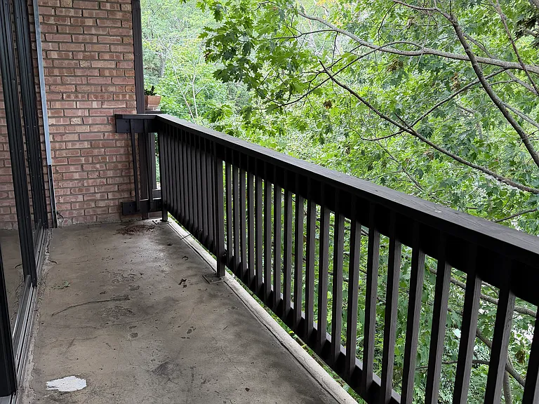 5700 Hillcrest Ln #3L — Photo 13