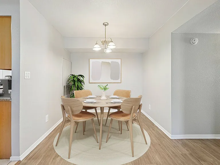 Jade Ridge Apartments — Photo 87