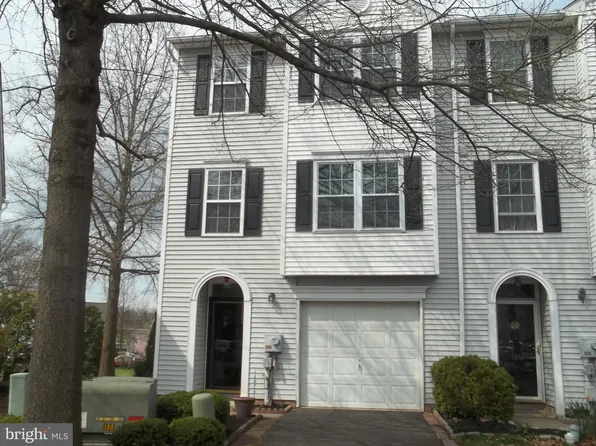 125 Catherine St #5, Telford, PA 18969