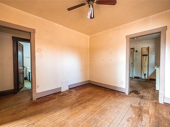 2nd image of 1604 11th Street