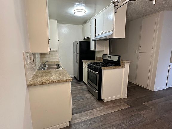 4th image of 1710 Purdue Ave APT 205