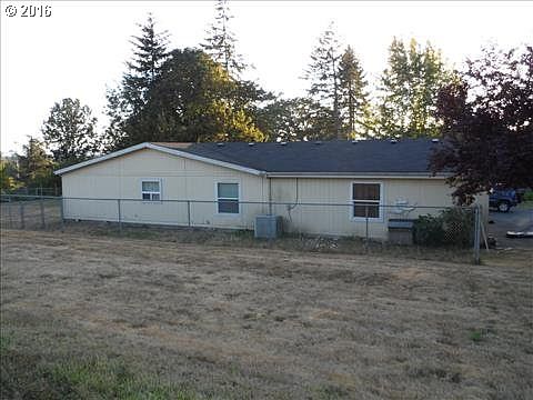 2nd image of 2319 NE 144th St