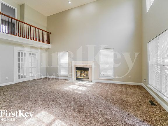 3rd image of 2895 Gablewood Dr