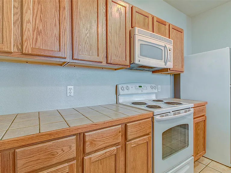 126 Sandstone Dr #D — Photo 14