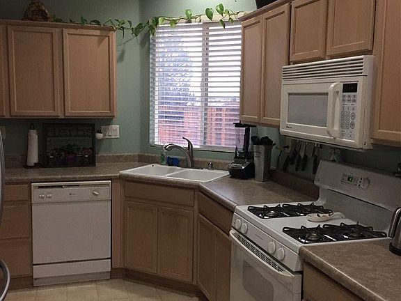 4th image of 5316 Village Meadows Dr