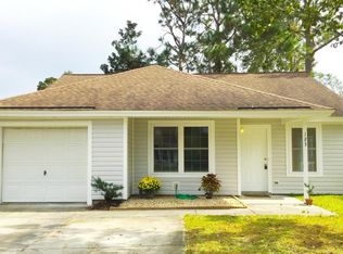 123 Lancashire Rd, Summerville, SC 29486