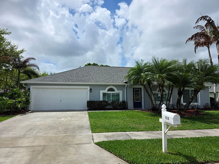 5230 Compass Pointe Cir — Photo 36