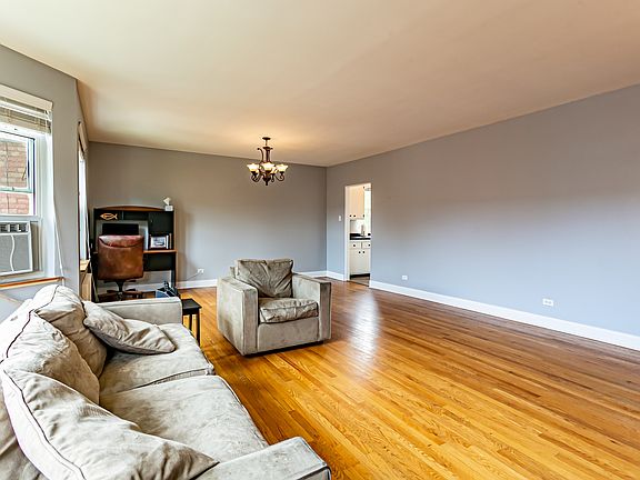 4th image of 2645 W Fitch Ave #3