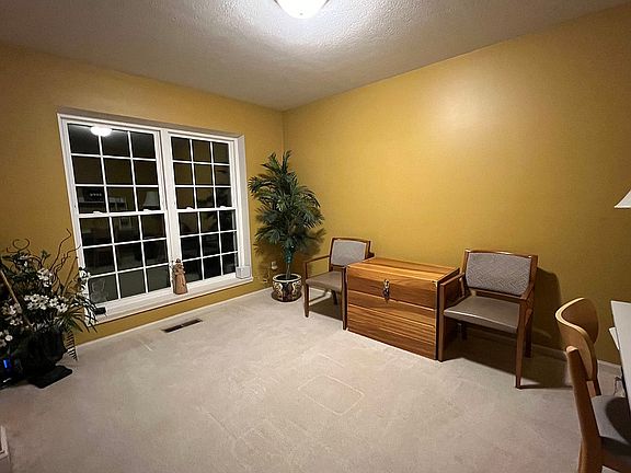 5th image of 5159 Denton Cir