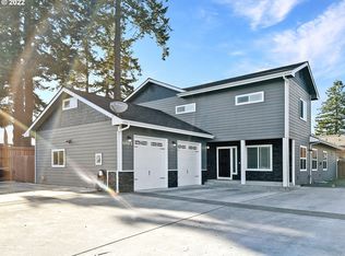 1007 Ruth Ln, Brookings, OR 97415