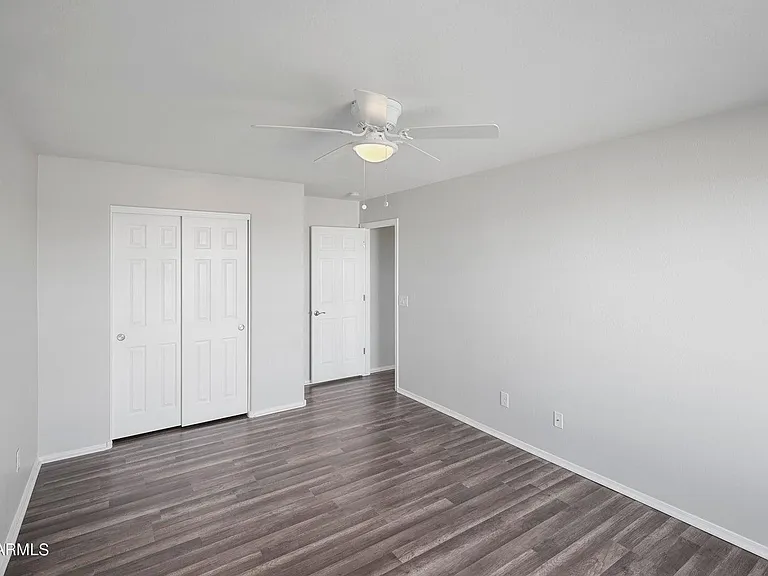 7135 W Rancho Dr — Photo 43