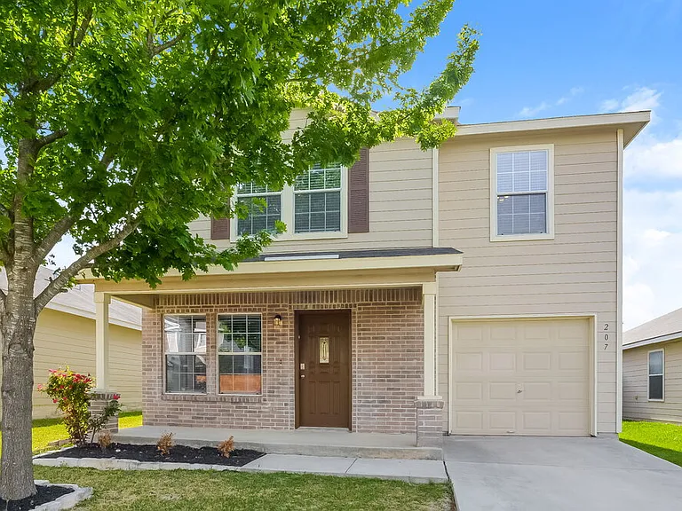 207 Cedron Chase — Photo 1