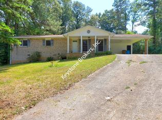 5349 Crestland Ct, Stone Mountain, GA 30087