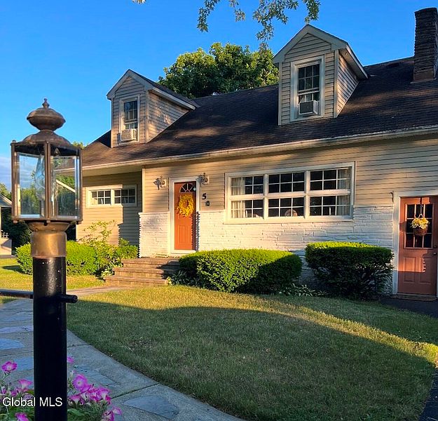 2nd image of 5 McNamara Drive
