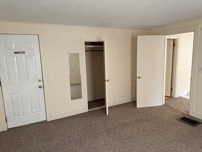3 Forest Cir #1 — Photo 9