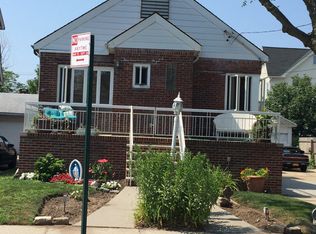 219 Beach 148, Belle harbor, NY 11694