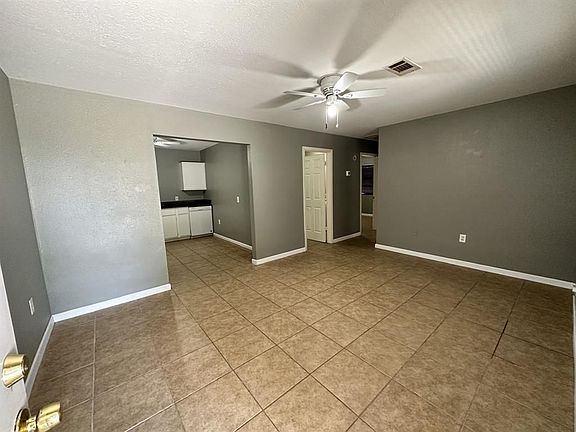 3rd image of 21333 W Knox Dr Unit 2