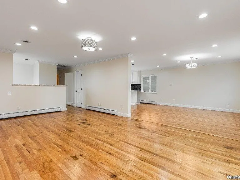 44 W Penn St — Photo 7