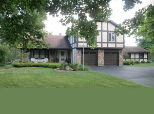13525 S Red Coat Dr, Lemont, IL