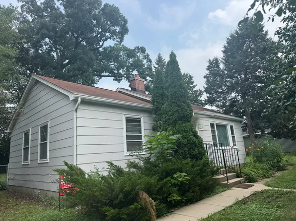 (undisclosed Address), Grayslake, IL 60030