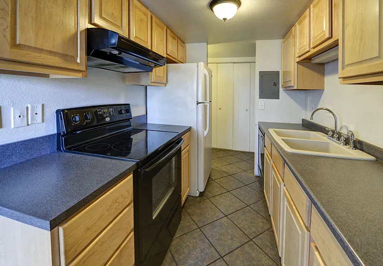 805 29th Street #302 Kitchen
