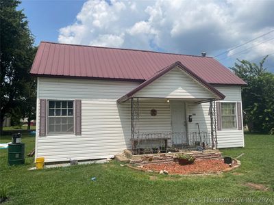 103 W Pine St, Stilwell, OK, 74960